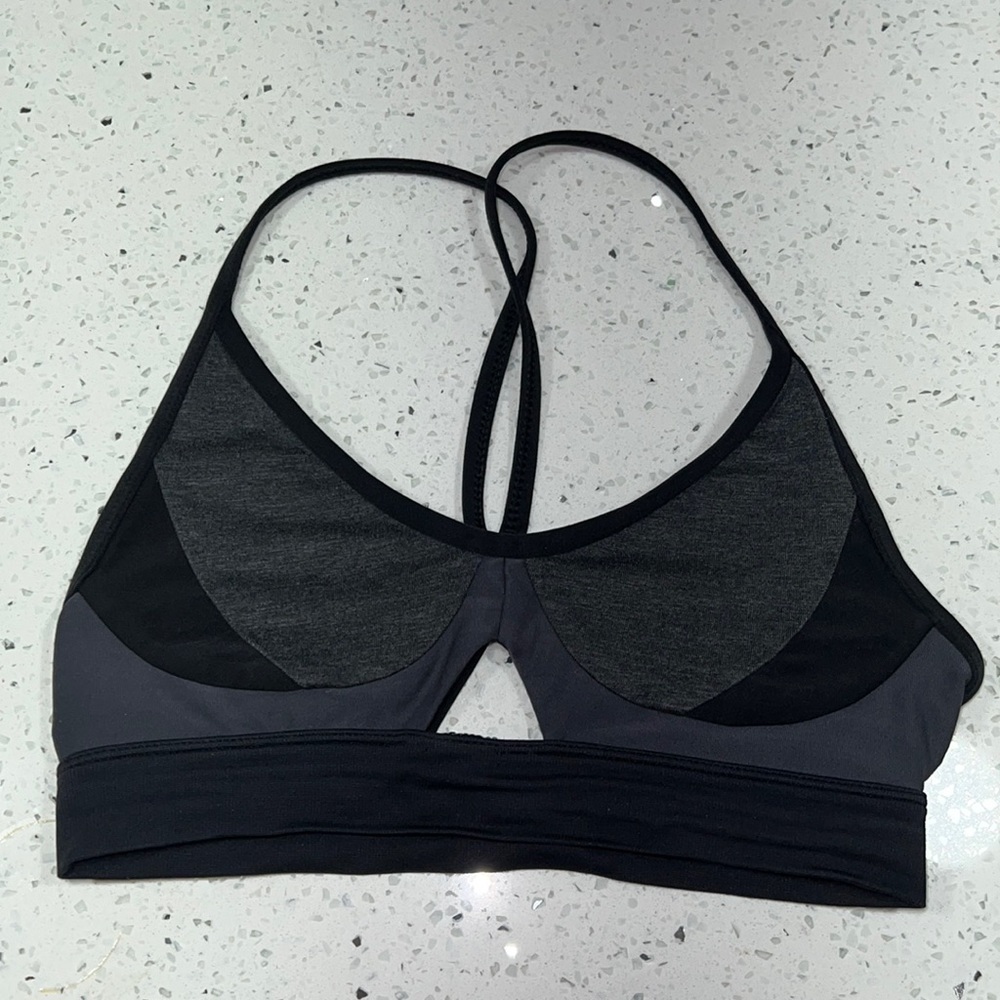 Under Armour Unstoppable Cross- back Sports Bra